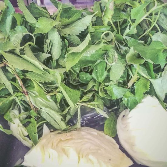 ผักกับลาบ